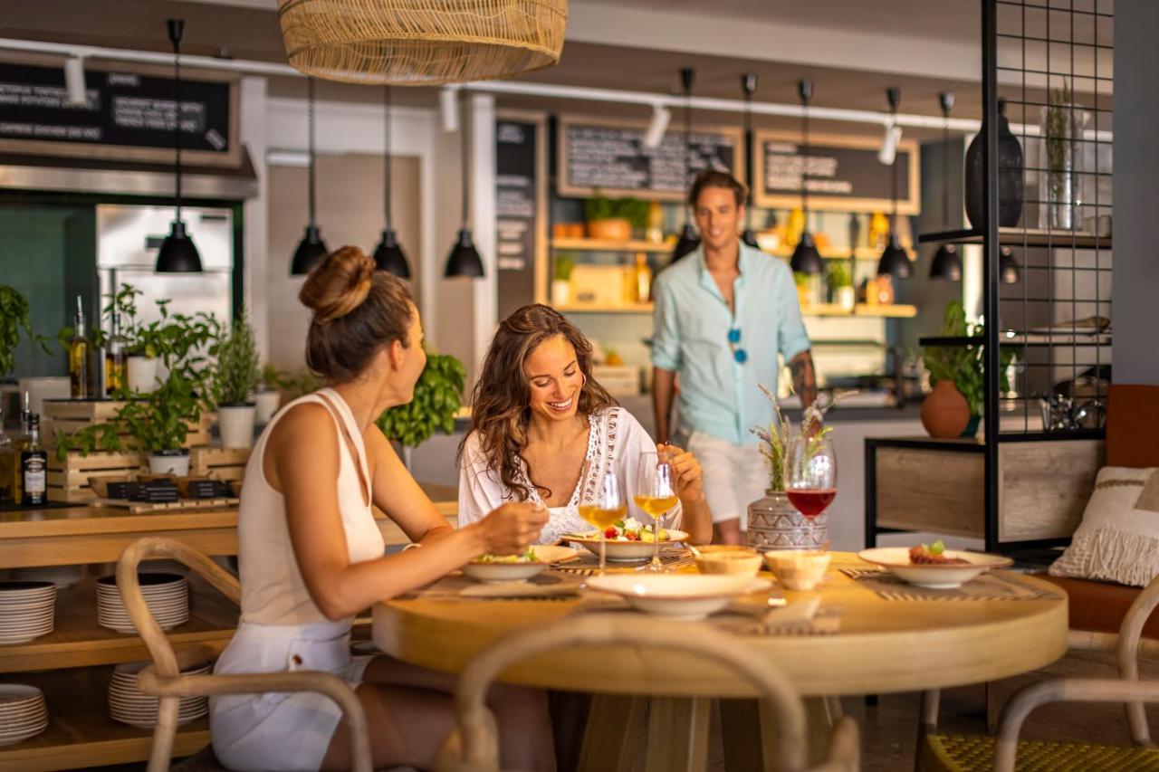Places Hvar Hotel By Valamar Стари Град Екстериор снимка