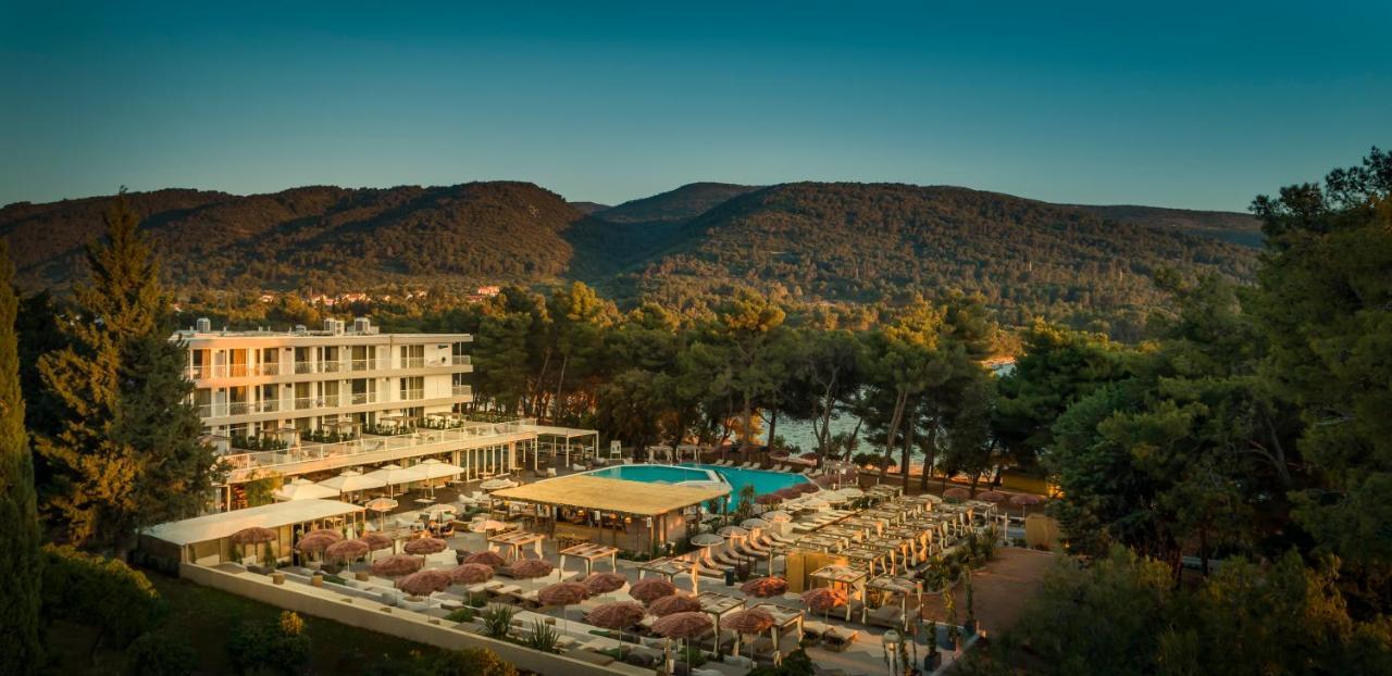 Places Hvar Hotel By Valamar Стари Град Екстериор снимка